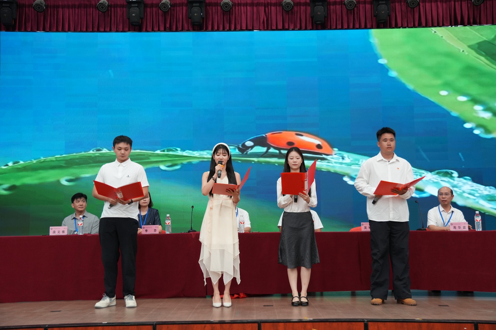 图片22.jpg